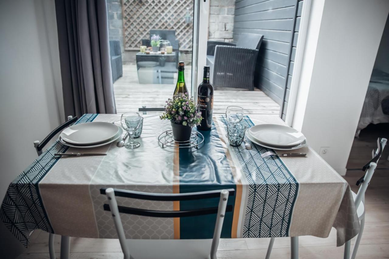 Superbe Appartement Avec Terrasse Au Calme Ernée Zewnętrze zdjęcie
