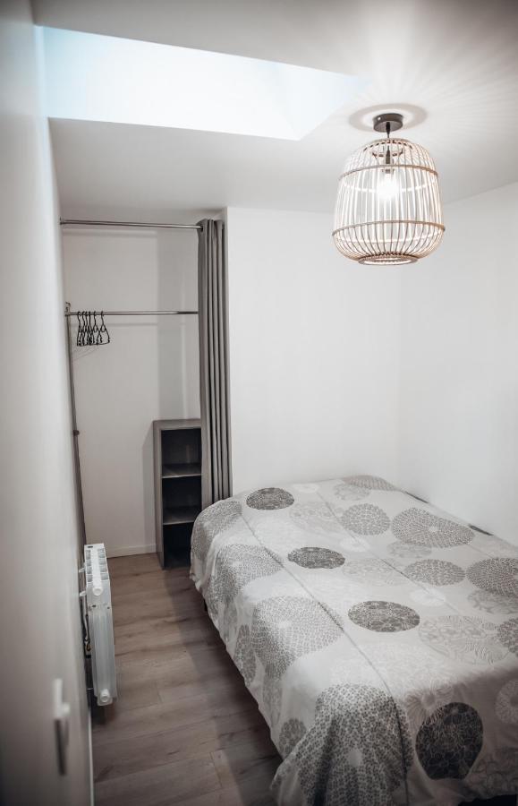 Superbe Appartement Avec Terrasse Au Calme Ernée Zewnętrze zdjęcie