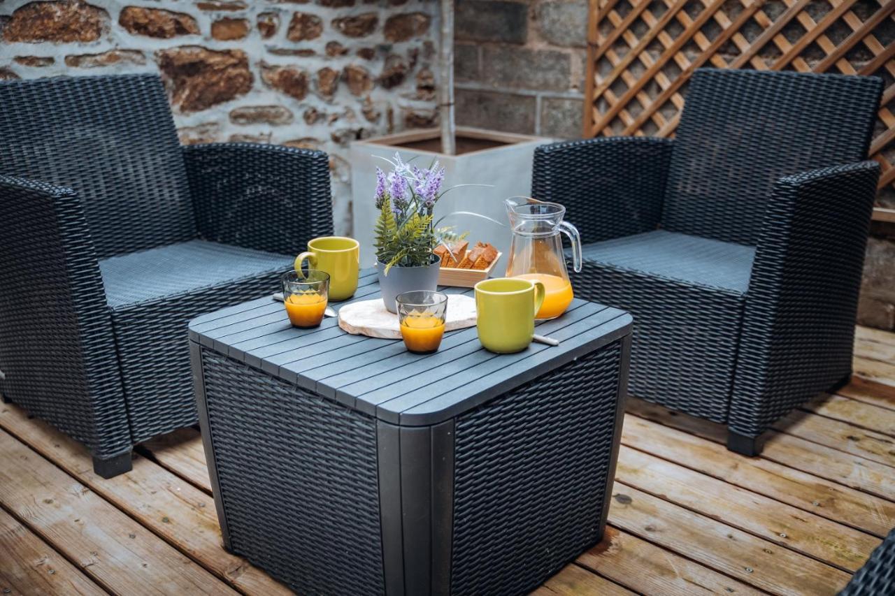 Superbe Appartement Avec Terrasse Au Calme Ernée Zewnętrze zdjęcie