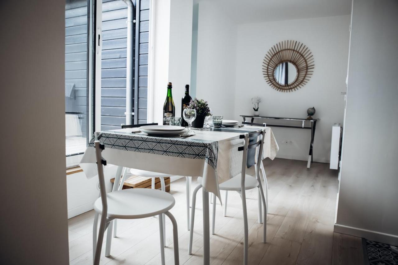 Superbe Appartement Avec Terrasse Au Calme Ernée Zewnętrze zdjęcie
