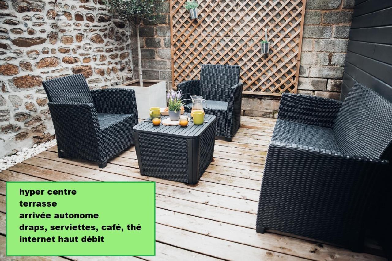 Superbe Appartement Avec Terrasse Au Calme Ernée Zewnętrze zdjęcie